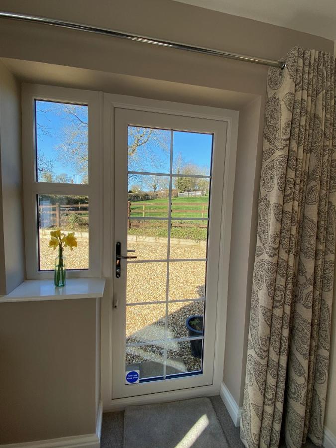 Carlton Corner Bed & Breakfast Kibworth Harcourt Exterior foto